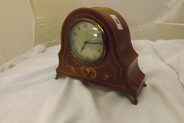 SMALL OAK MANTLE CLOCK 8 DAY FRENCH MOVEMENT