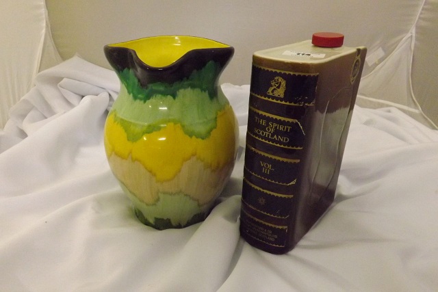 NOVELTY BOOK DECANTER SPIRIT OF SCOTLAND & OTHER WATER JUG