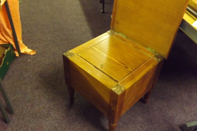 PINE STOOL WITH CHAMBER POT INSET