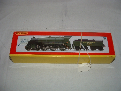 HORNBY R2836 SROlive Green Class N15 4-6-0 `Sir Valence`. DCC ready. Mint in a Near Box with