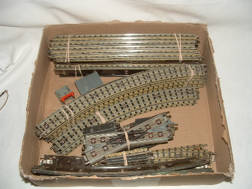 HORNBY DUBLO 3R Track - 4 x EDA1, 11 x EDA2, 24 x EDB1 and a EDCL  - all Excellent with broad tabs -