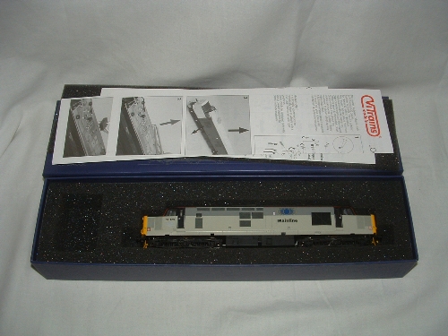 Vi TRAINS V2056 Class 37 Co Co no 37709 in Mainline 2 Tone Grey Livery. DCC ready. Details Set