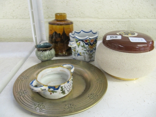 A small Quimper style twin handled bowl together with another and four other items.