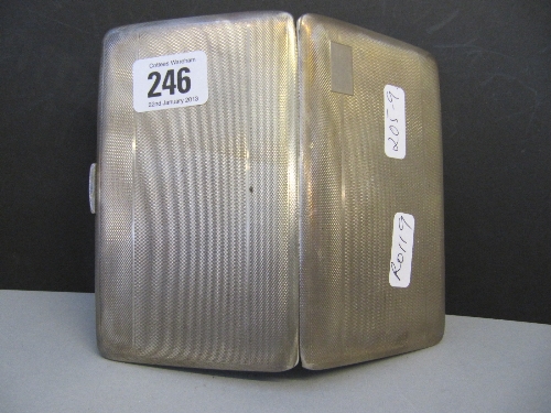 An early 20th century engine turned cigarette case (205.9 grams).