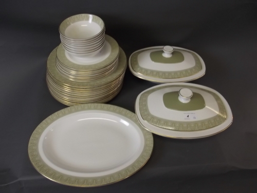 A Royal Doulton dinner service 'Sonnet', pattern no. H5012 (32 pieces)