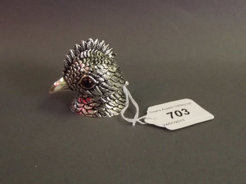 A small silver plated inkwell in the form of a cockatoo, 2'' high