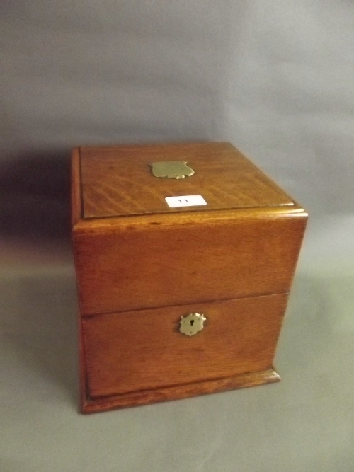 A Victorian oak decanter box with brass mounts, 10'' x 10'', 10'' high