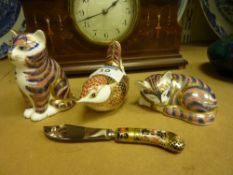 Royal Crown Derby Wren, two cats with gold stoppers and a knife