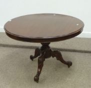 Victorian breakfast table, circular tilt top, dia.102cm