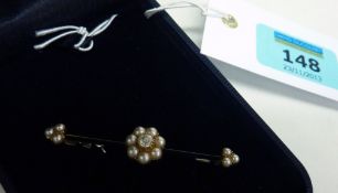 Vintage flower bar brooch set with diamond and pearls
