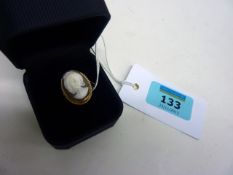 Cameo ring hallmarked 9ct