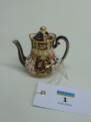 Royal Crown Derby miniature coffee pot and cover, pattern no.6299 date code 1913 6.5cm