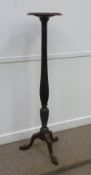 Early 20th Century mahogany jardiniere stand reeded column on ball and claw feet, 143cm high