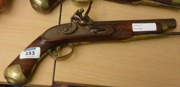 Flint lock pistol with figured walnut stock 35cm overall