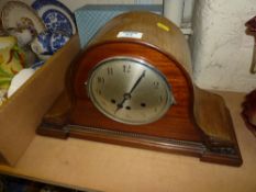 Early 20th Century mahogany cased chiming mantle clock