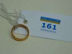 22ct gold band hallmarked (approx 4.9gm)
