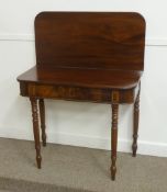Victorian mahogany tea table, fold over top