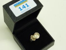 Pearl oyster shell ring stamped 14k