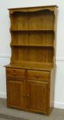 Pine dresser with two heights plate rack