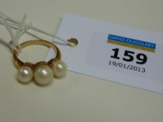 Pearl ring stamped 750