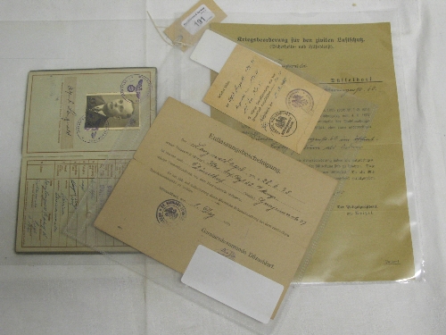 A collection of World War I and World War II documentation, relating to an Alfred Langwald including