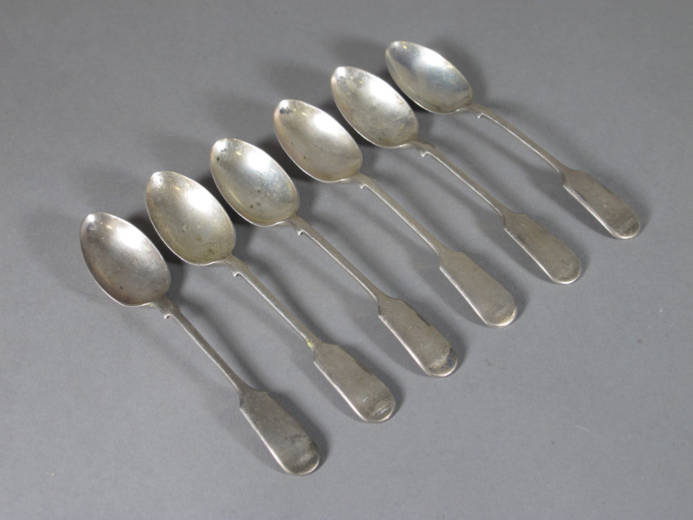 6 silver Edwardian fiddle pattern coffee spoons, Sheffield 1905 3 ozs