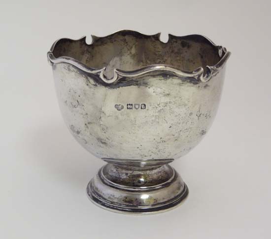 A HM silver pedestal trophy bowl engraved ` National Savings, Presented to Youth Organisations by