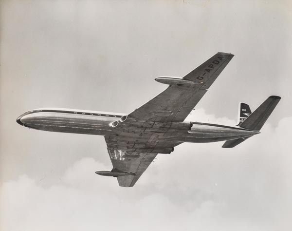 *de Havilland `Comet`. A collection of official de Havilland, Royal Air Force, B.O.A.C., B.E.A.