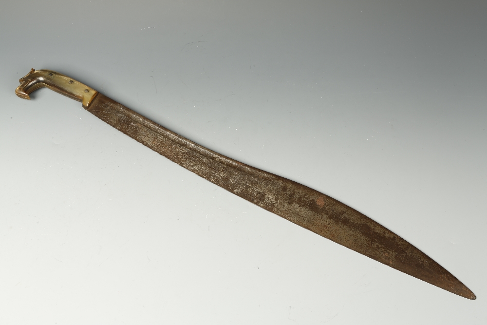 EDWARD VII: A MEXICAN SHORT SWORD with long shaped blade engraved to one side "God Save The King",