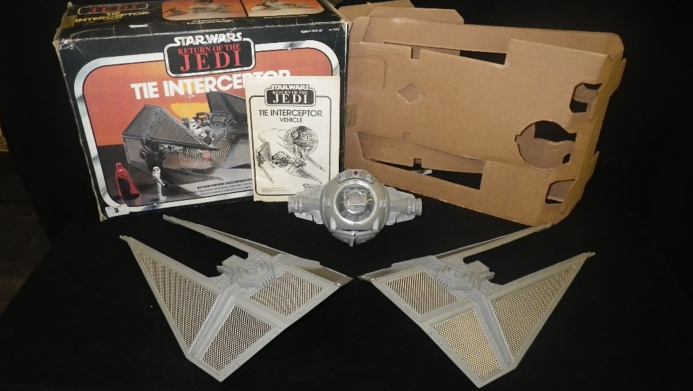 A Kenner Star Wars Return of the Jedi `The Interceptor Vehicle`, No. 71392, boxed