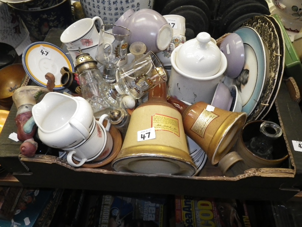 A collection of decorative ceramics and glassware
