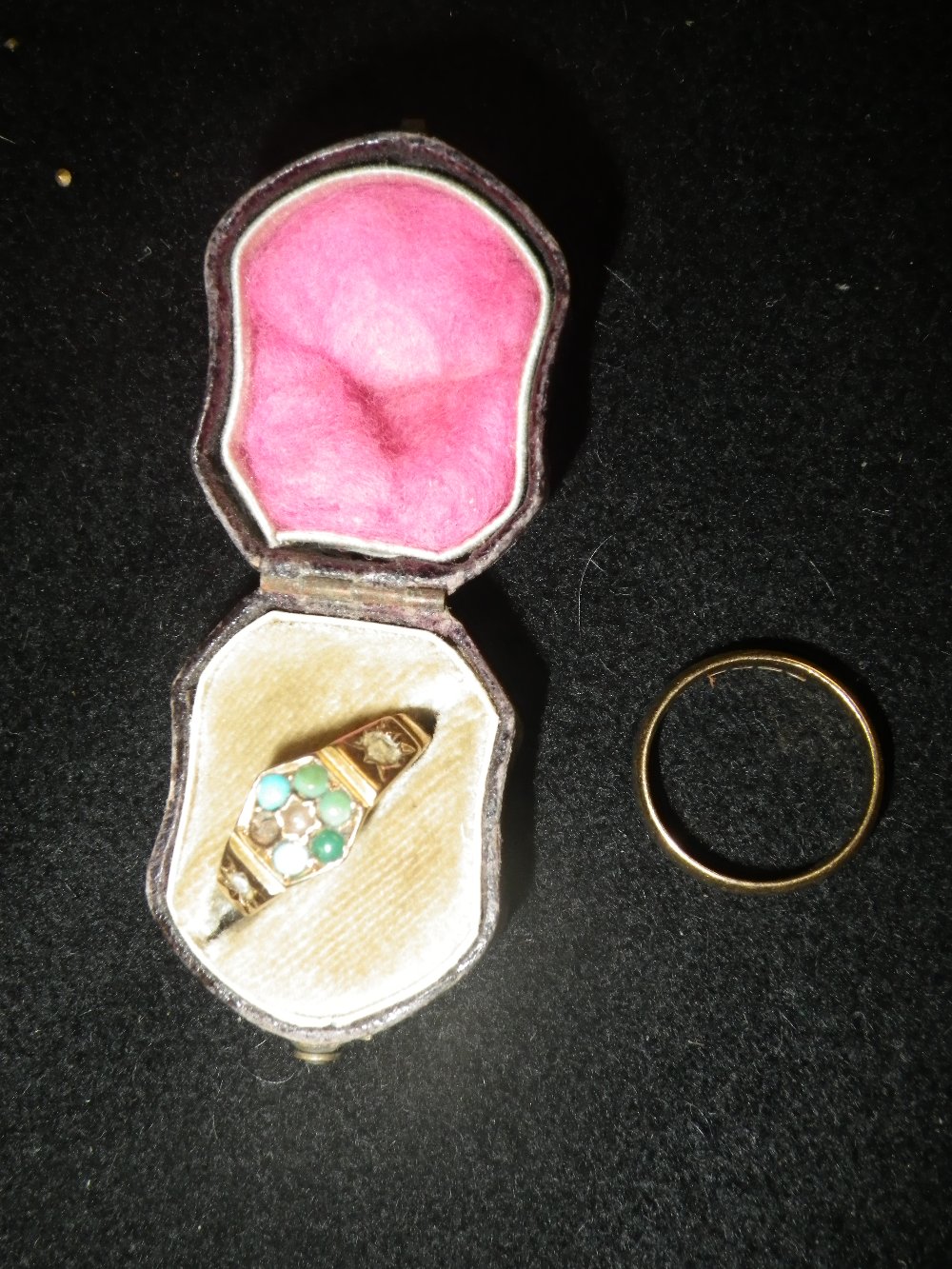 A 22ct yellow gold wedding band and a cased Victorian turquoise and pearl set dress ring (2)
