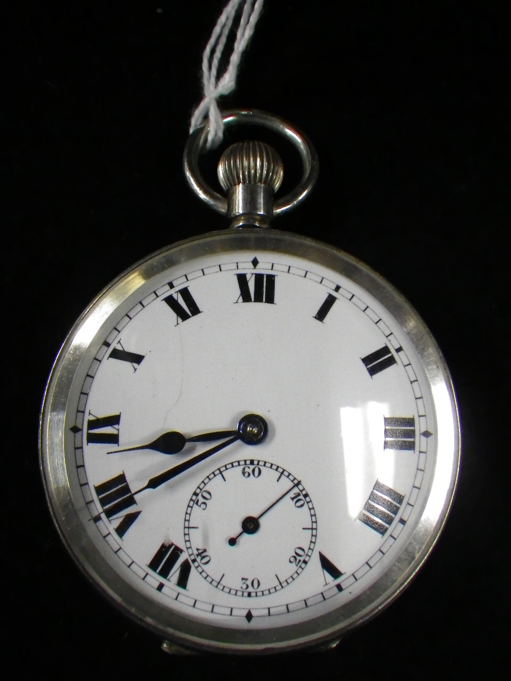 A gentleman`s silver faced pocket watch, London 1930