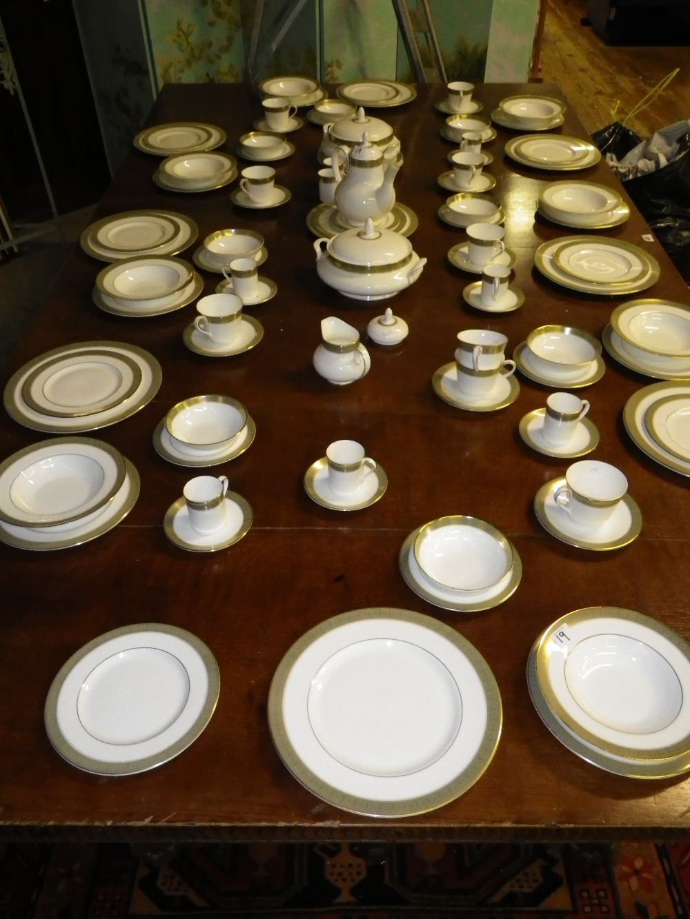 A quantity of Royal Doulton "Belvedere" design dinner, tea and coffee china