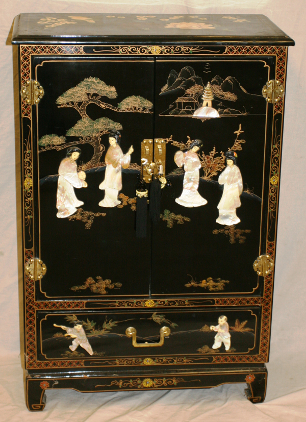 CHINESE, BLACK LACQUER CABINET, H 36", W 24", D 12": A pair of doors opening to a single shelf,