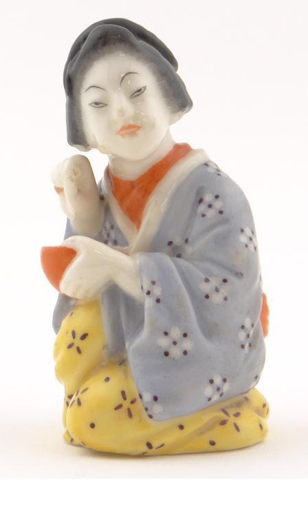 China candle snuffer - a Japanese female with hand painted decoration, unmarked, 6cm high : For