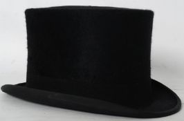 A G A Dunn and Co Piccadilly Circus top hat size 7 1/4