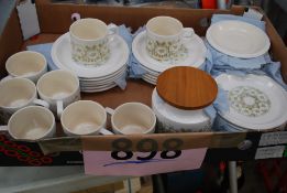 A mixed lot to include Hornsea Fleur pattern, teapot, bowls etc