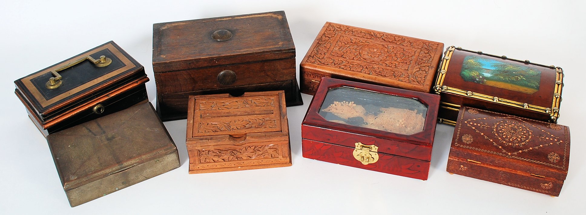 A collection of vintage boxes to include turtles with moving parts, wooden, 19th century petty