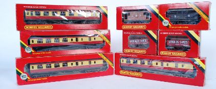 8 Boxed Hornby railway trainset carriages and tenders to include R437 , R438 , R935 , R438 ,