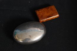 A Victorian hallmarked silver snuff / tobacco box by George Unite in pebble form. Marked for