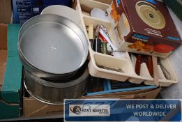 A box of vintage kitchenallia to include flatware, bowls, chopping board, flan dishes etc