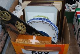 A mixed lot to include blue and white plates, Spode, horse brasses, vintage miniature teaset, and