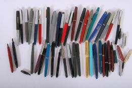 A large collection of vintage 20th century fountain pens, to include Parker and many others