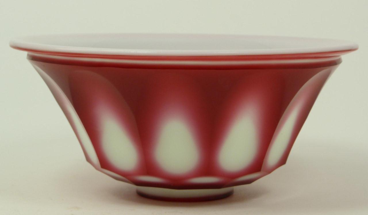 CHINESE RED OVER WHITE FACETED PEKING GLASS BOWLChinese very nicely faceted round Peking glass