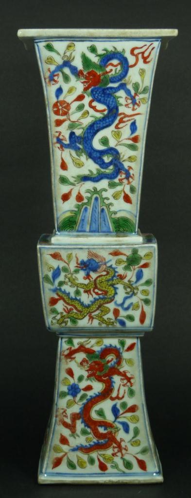 16th C CHINESE WUCAI PORCELAIN VASEAn antique Chinese Wucai porcelain Gu form vase with hand painted