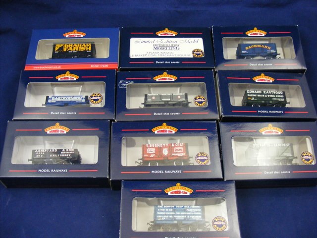 A carton of 10 boxed Bachmann train wagons including limited edition