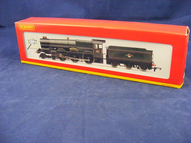 Hornby R2234 BR 4-6-0 King Class King William IV loco boxed est.