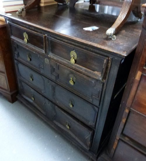 18th century style oak chest of drawers