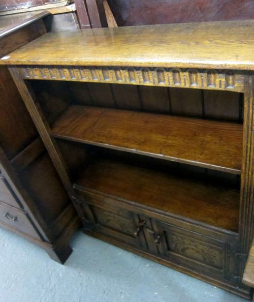 Goodwin & Titchmarsh oak bookcase,